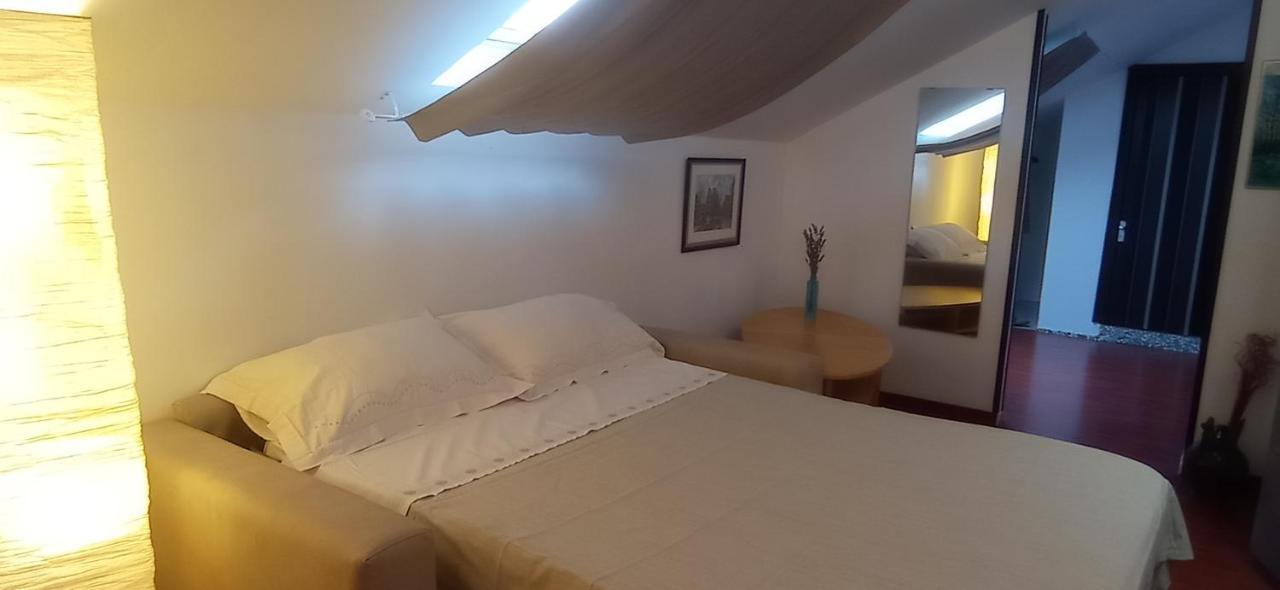 Appartamento mansardato iPatrizi Moncalieri Esterno foto